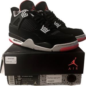 Air Jordan 4 Retro